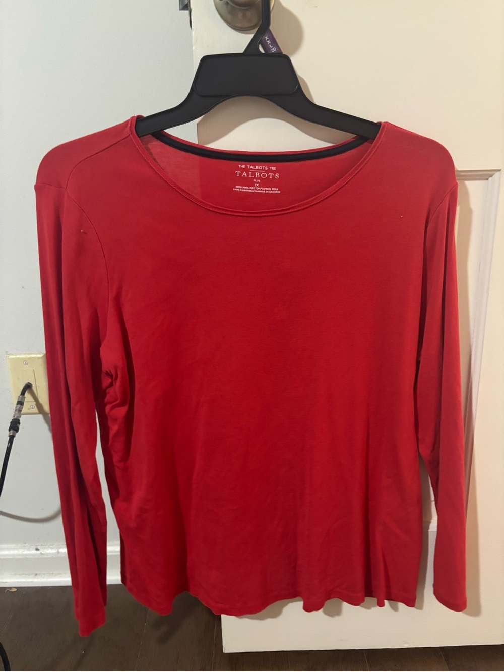 Women’s Talbots Red Long-Sleeve Crewneck Top